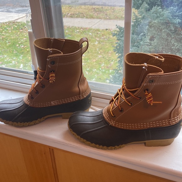 GUC BEAN BOOTS SIZE 6 - Picture 4 of 7